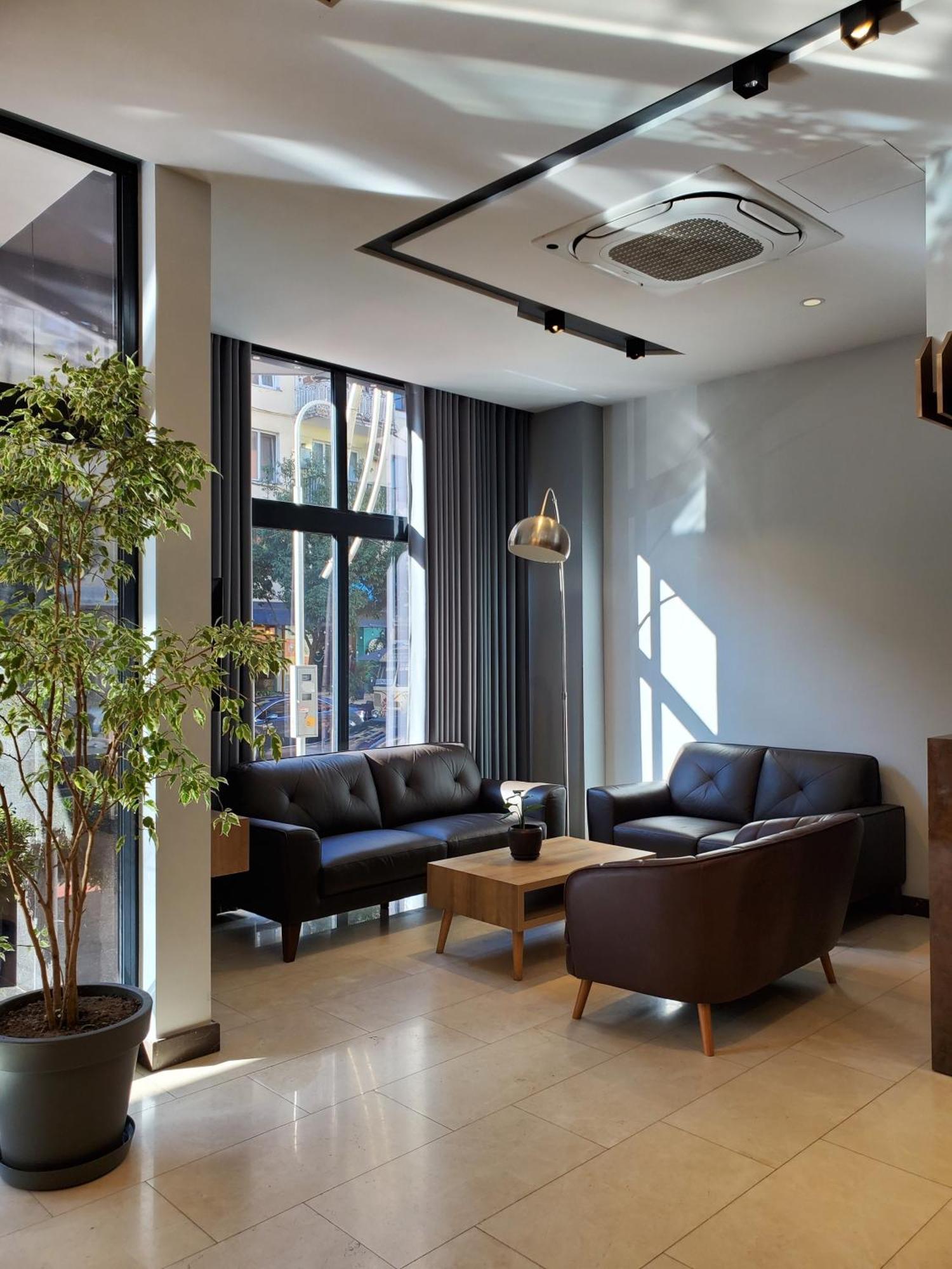 Hotel Salvador Batumi Kültér fotó